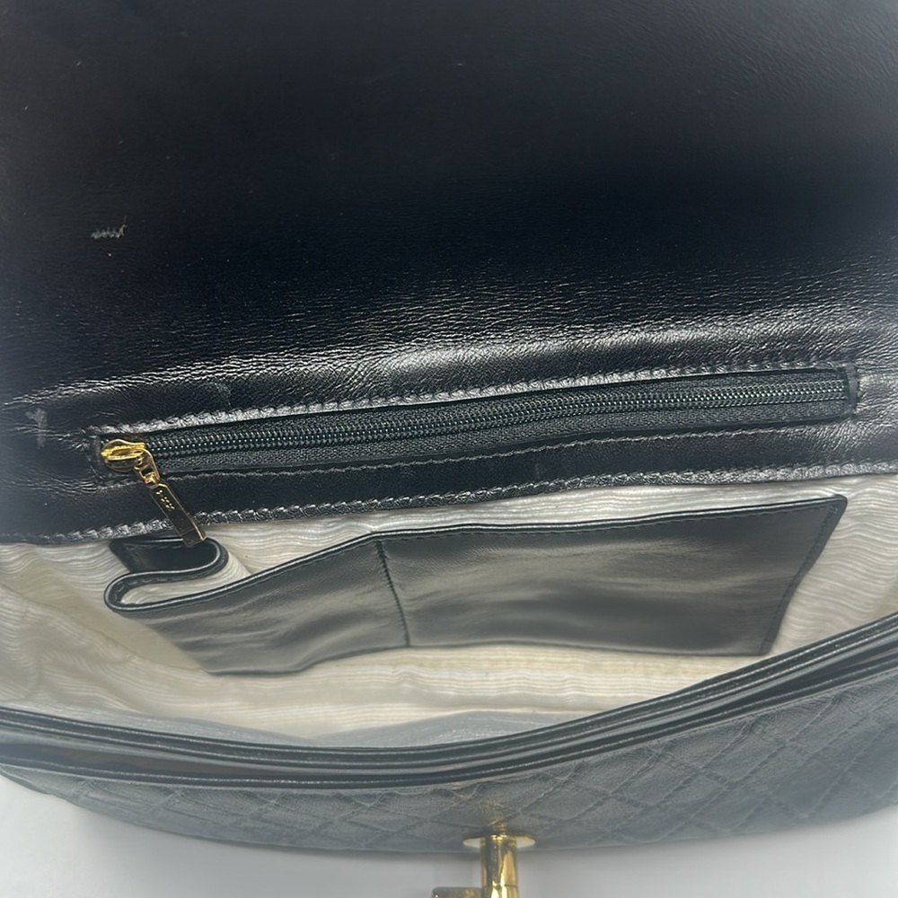 Elegant Black Quilted Genuine Leather Chain Bag - Picture 12 of 16
